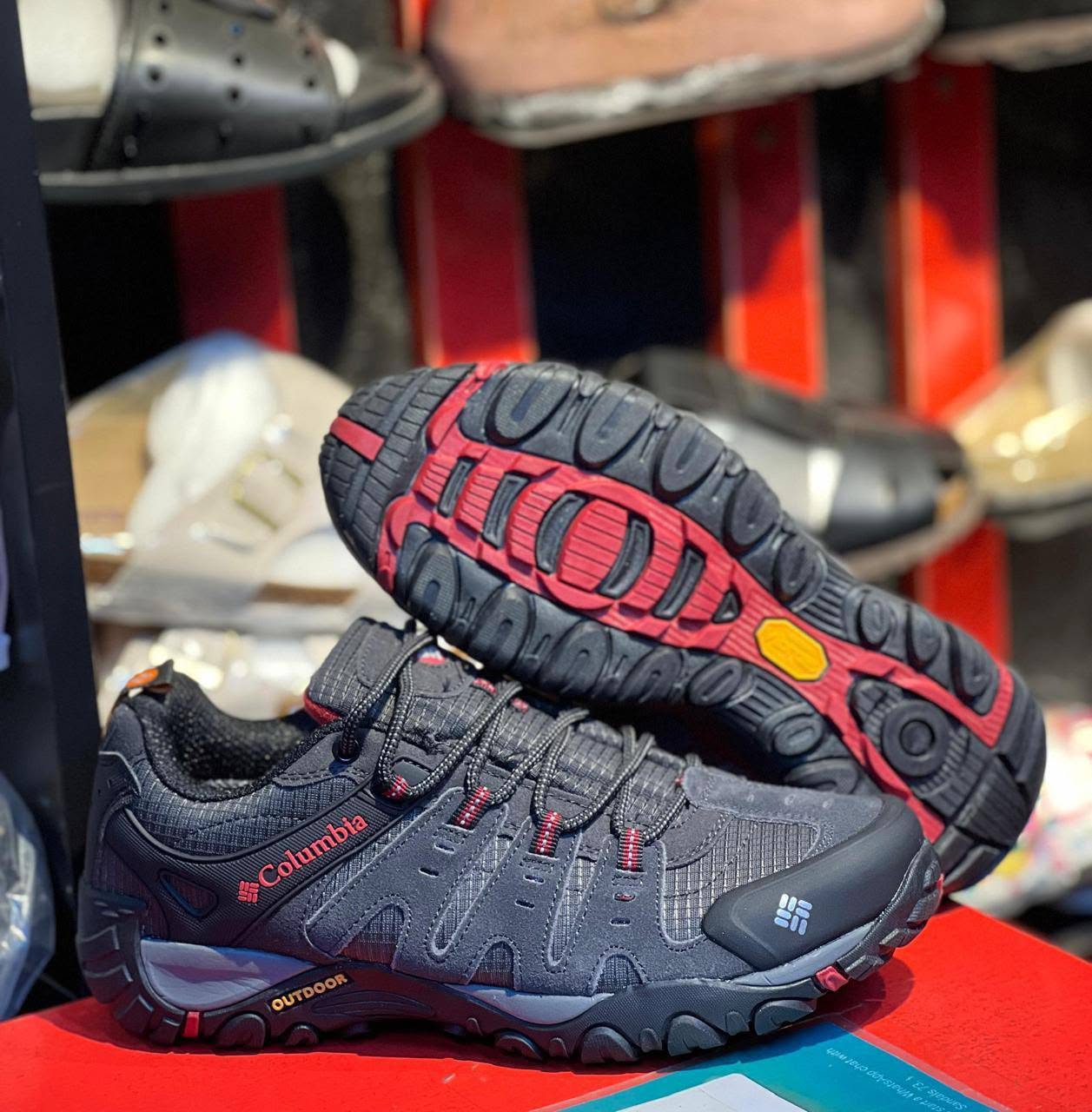 Columbia Trail Runner – Grey, Red Sole