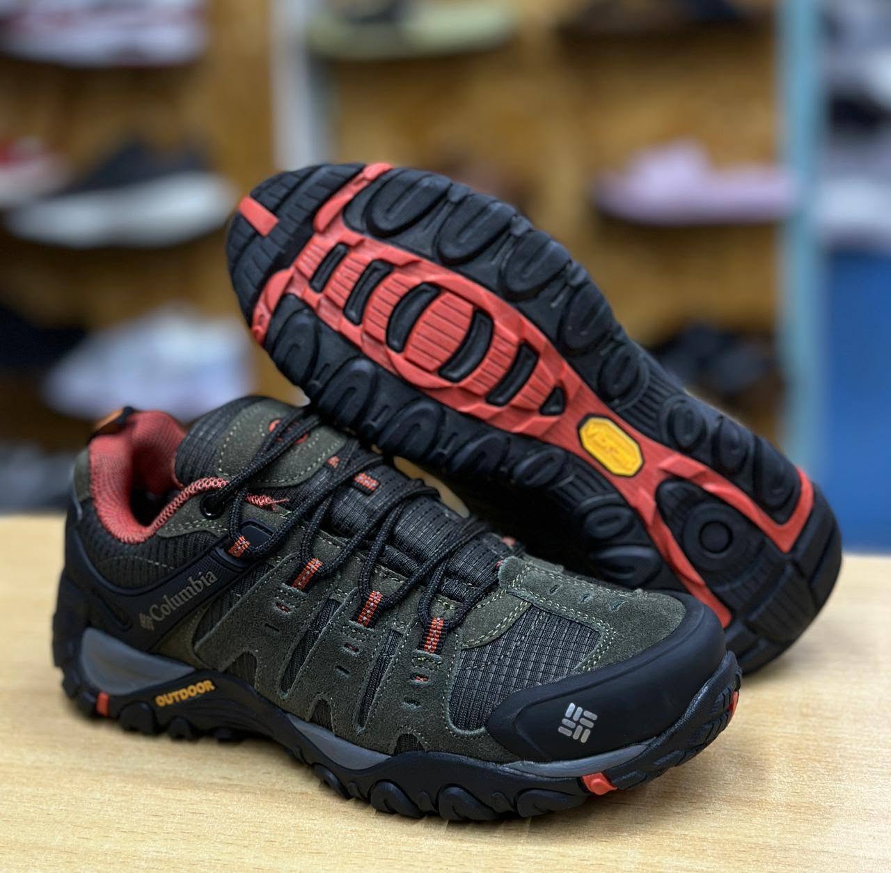 Columbia Trail Runner – Olive, Red Sole