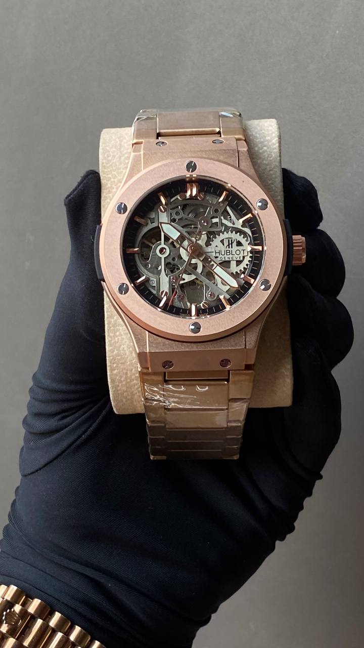 Hublot Classic Fusion Skeleton – Rose Gold, Black Dial